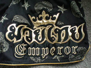 badbreed-emperor-thai-shorts-close-up-applique-small