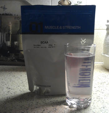 myprotein-bcaa-berry-blast