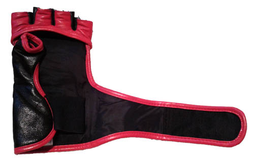 sandee-mma-gloves-strap-outstretched